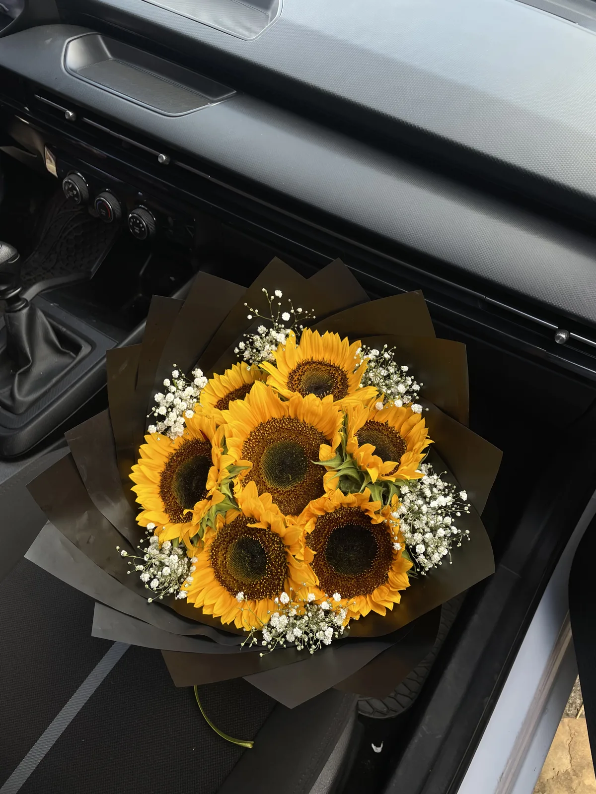 Arreglo de 7 girasoles - imagen 1