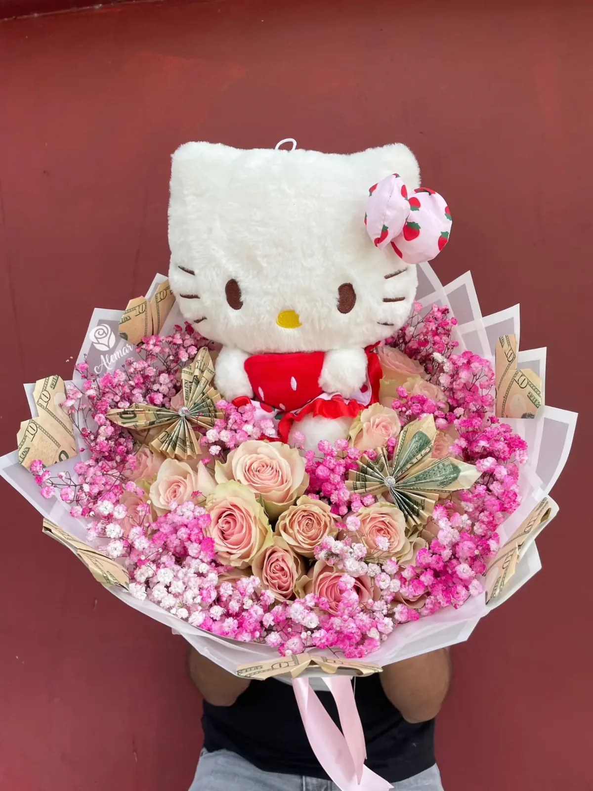 Rosas, dinero y peluche - imagen 1