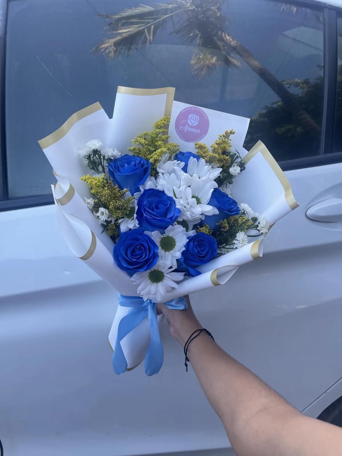 Ramo de rosas azules - imagen 1